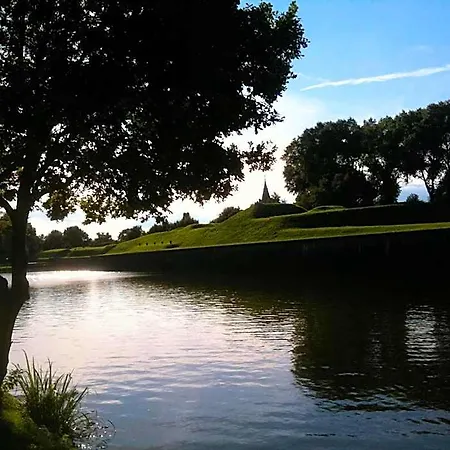 One-twenty-one 4* Naarden